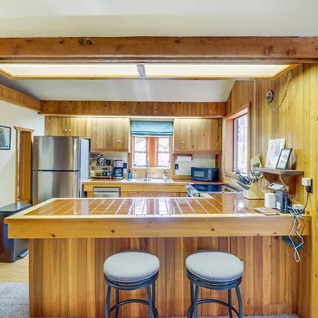 Hungry Horse Cabin With Gas Grill, Near Glacier! Exterior photo