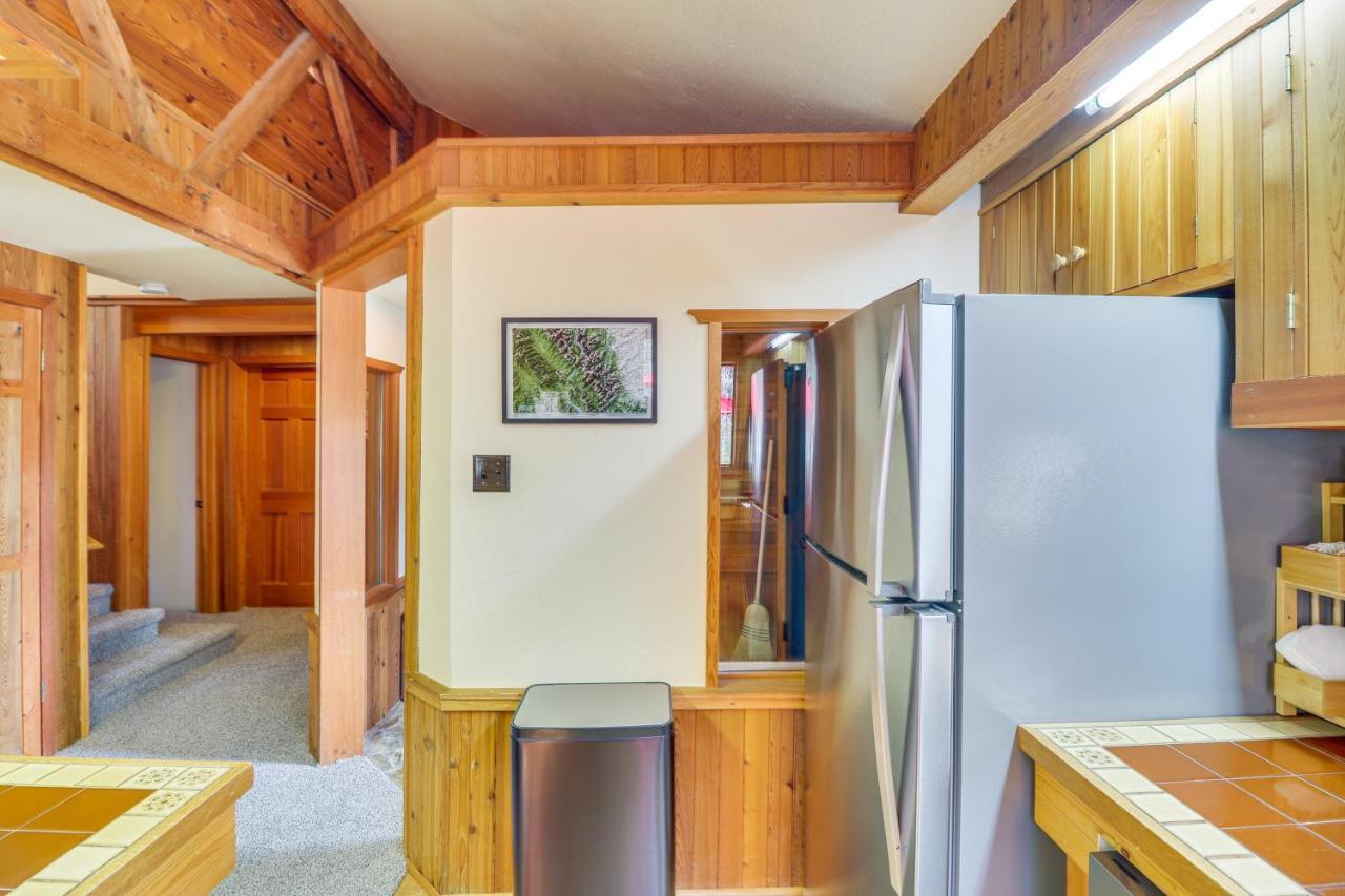 With Gas Grill, Near Glacier! Holiday home *