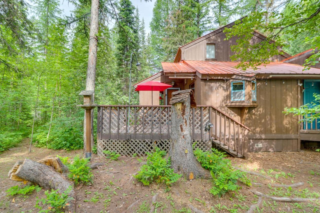 Holiday home With Gas Grill, Near Glacier!