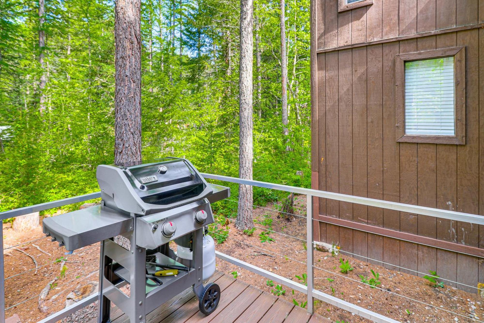 With Gas Grill, Near Glacier! Hébergement de vacances *